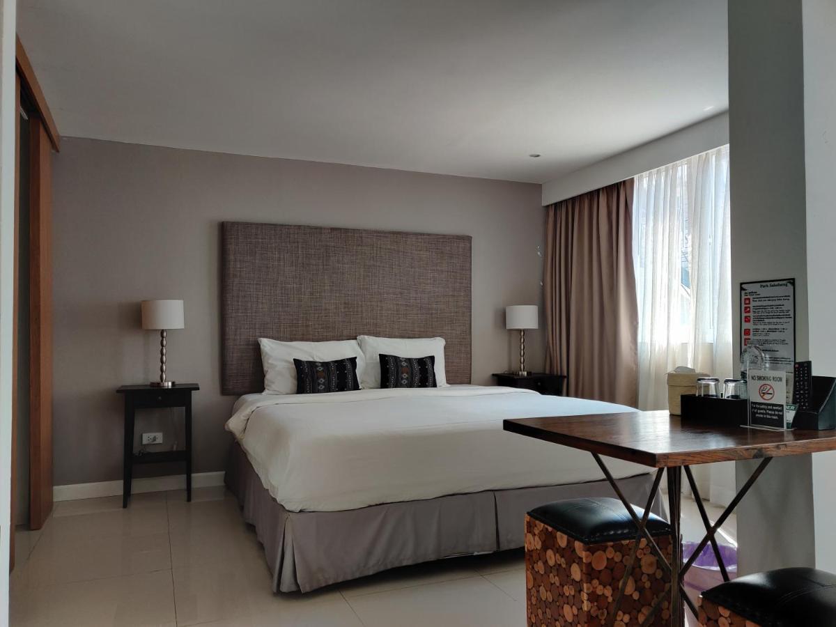 Hotel Check In Saladaeng (Adults Only) à Bangkok Extérieur photo